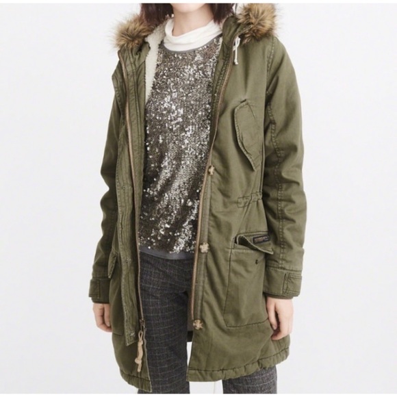 Abercrombie & Fitch Jackets & Blazers - A&F Olive Sherpa Lined Twill Parka